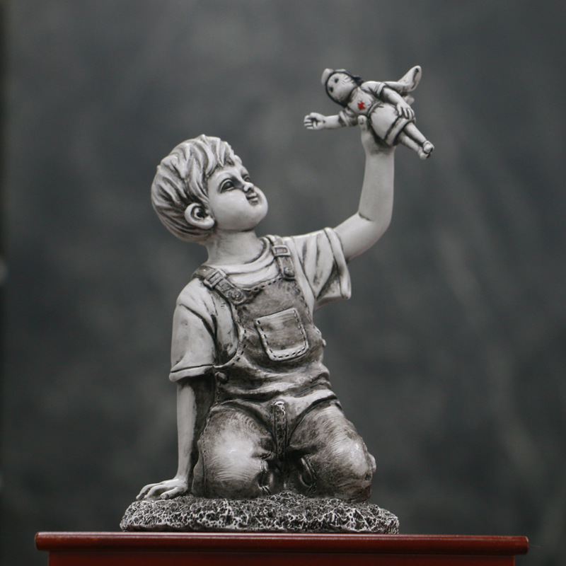 Art And Craft For Mother'S Day - Banksy Heykelciği Sanat Eseri, Hemşire Figürü,